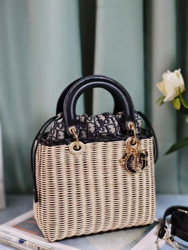 Lady Wicker(24*20*11)-008