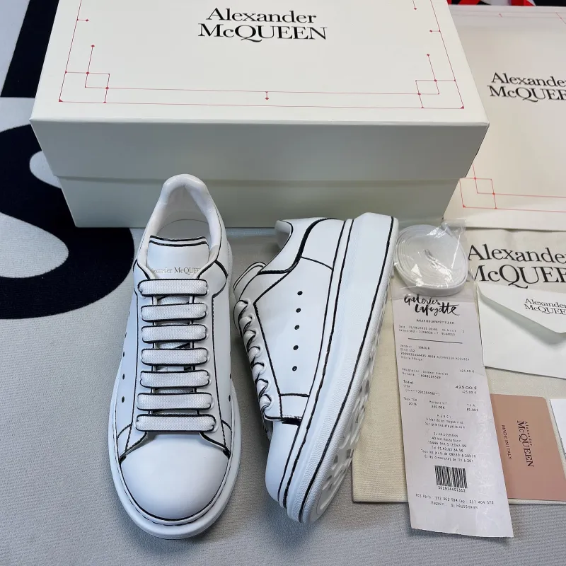 Oversized Sneaker(Unisex)-582