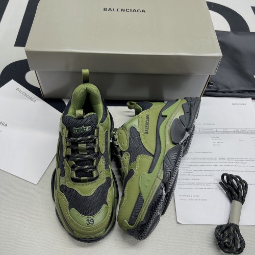 Triple S Sneaker(Unisex)-015