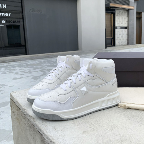 One Stud Mid-Top Nappa Sneaker(Male)