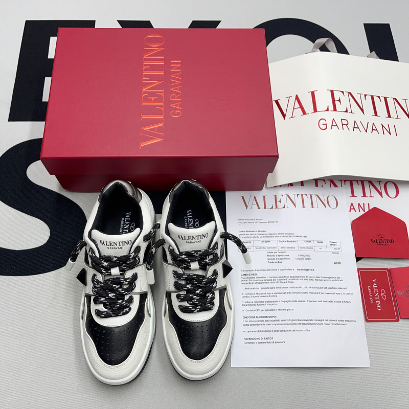 One Stud XL Nappa Leather Low-Top Sneaker(Unisex)