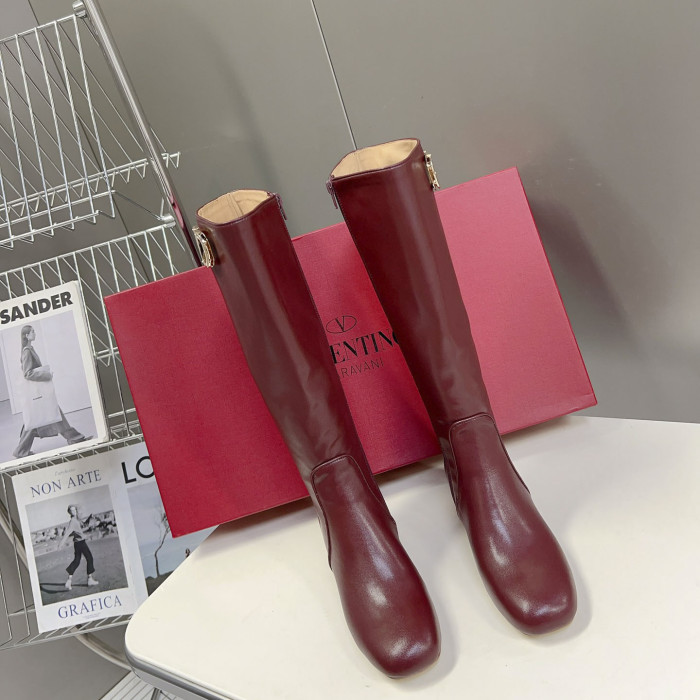 VLOGO Signature Calfskin Boot(Female)