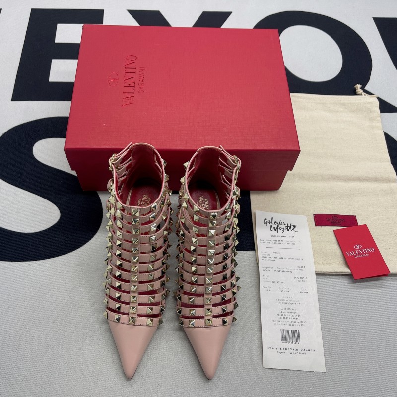 Rockstud Alcove Calfskin Pump(Female)