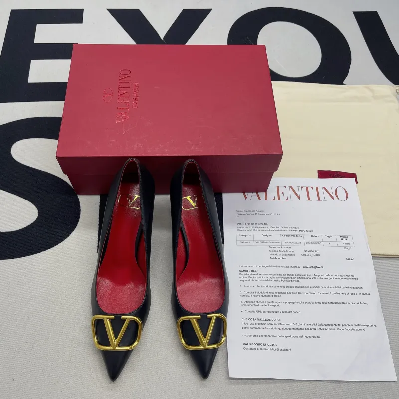 VLOGO Signature One Stud Pump(Female)