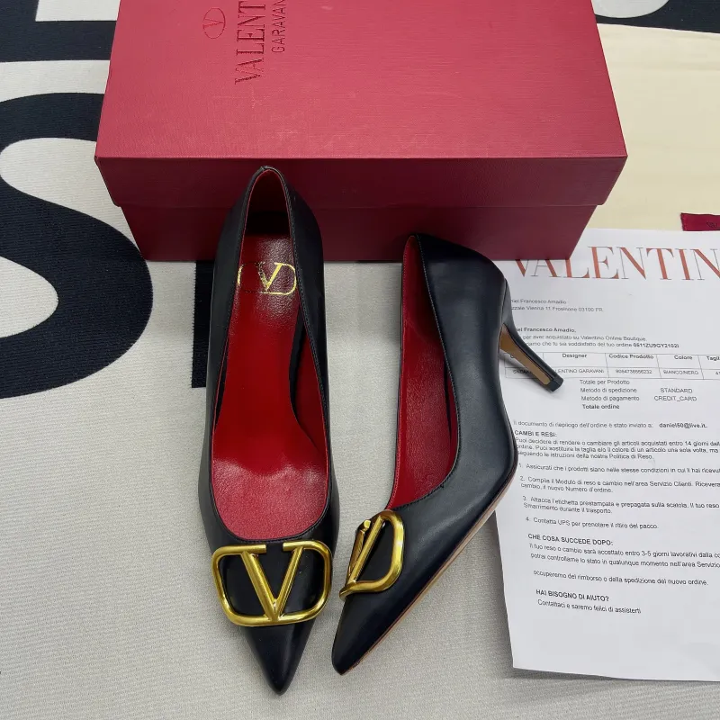 VLOGO Signature One Stud Pump(Female)