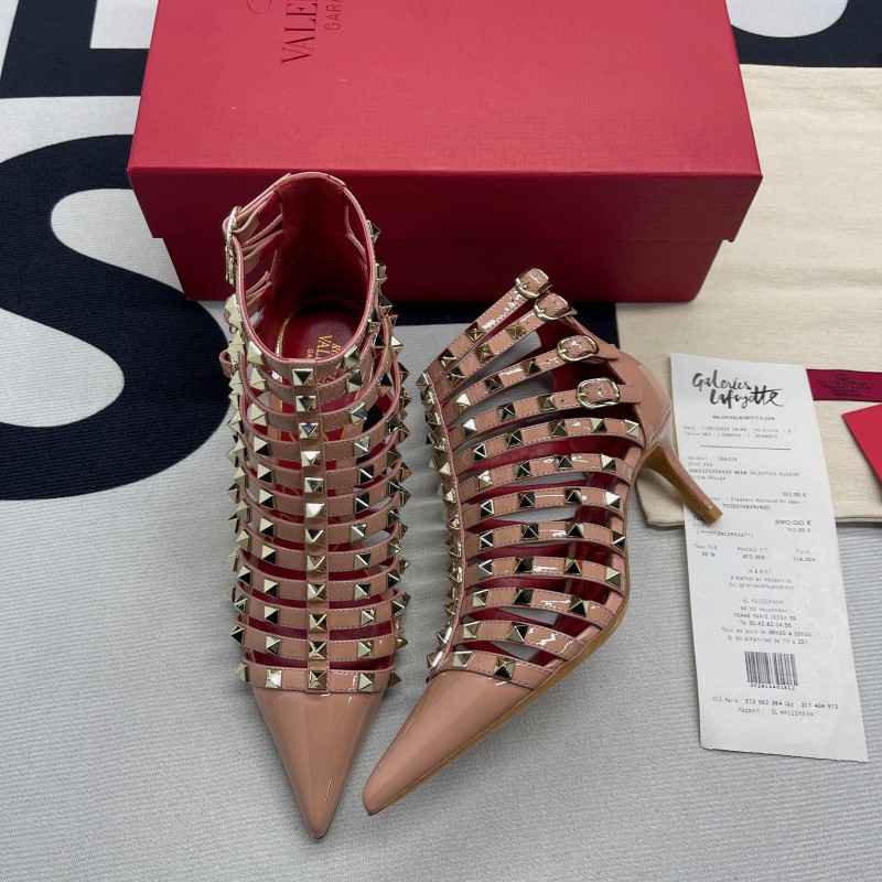 Rockstud Alcove Calfskin Pump(Female)