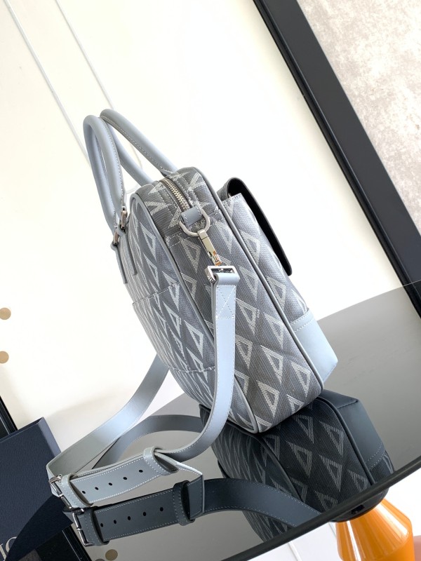 Hit The Road(36.5*26*11)-058