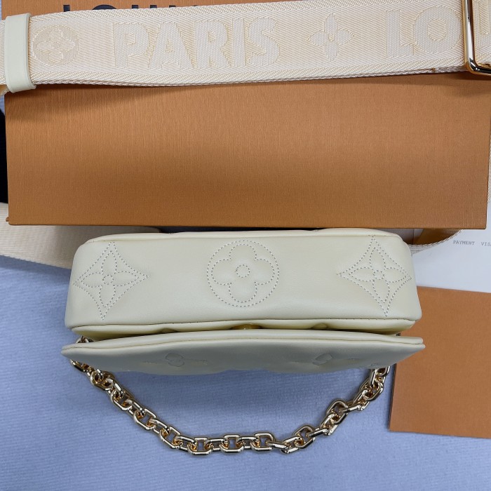 Wallet On Strap(2012*6)-046