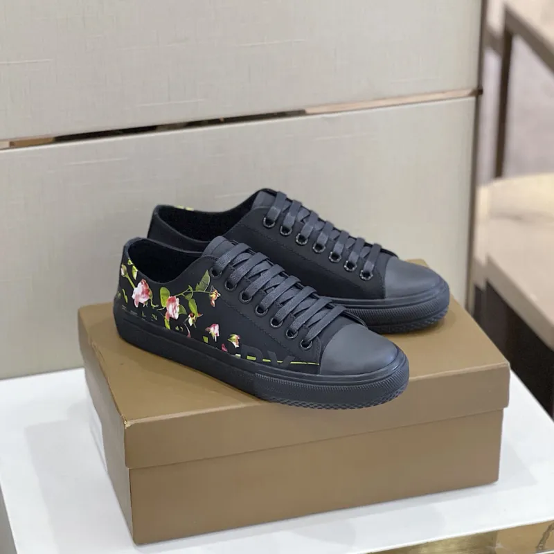 Burberry Logo Print Vintage Cotton Sneaker(Unisex)-063