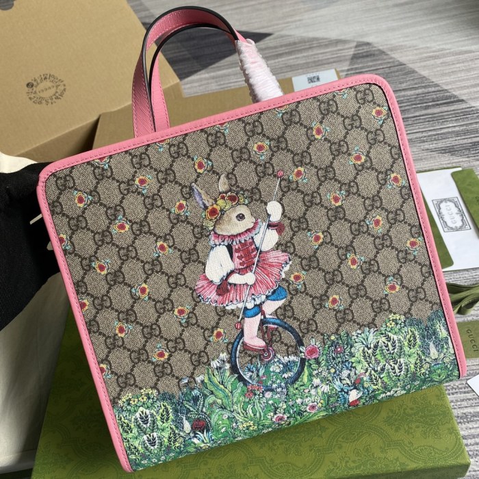 Children's Tote(28.5*25*11)-043