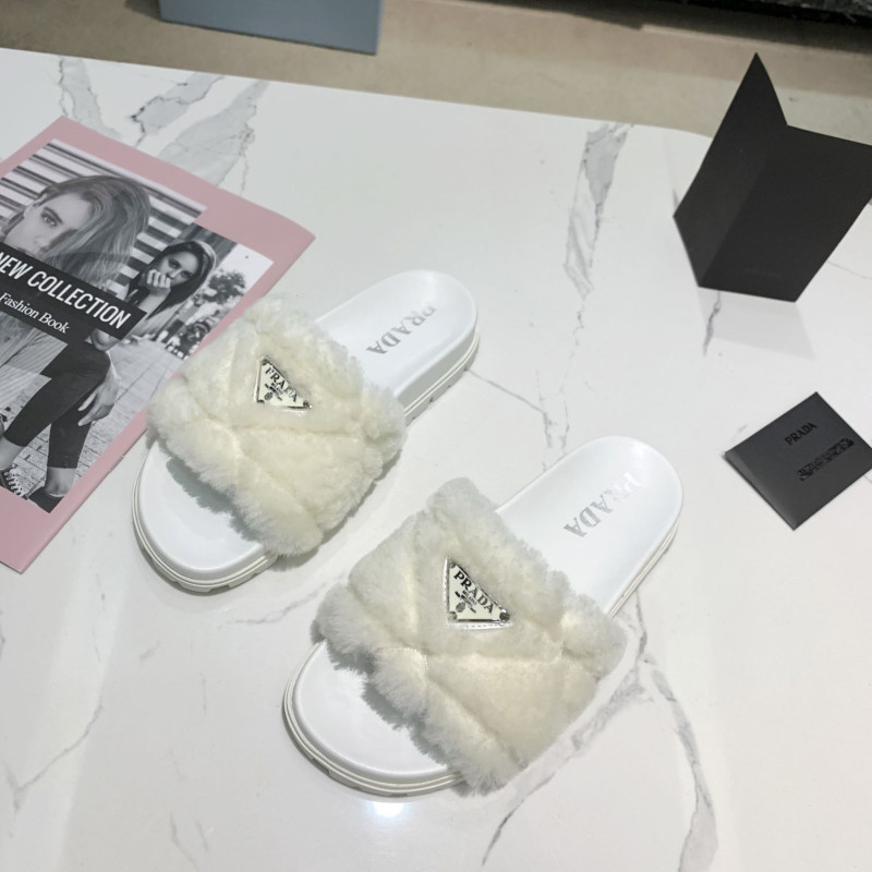 Prada Quilted Slides(Female)