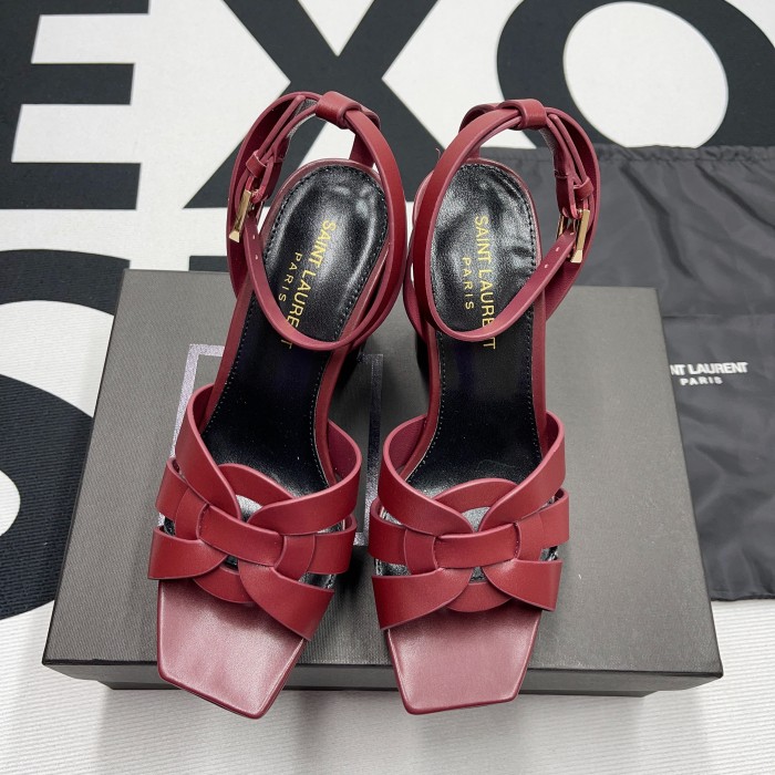 Tribute Platform Sandals(Female)