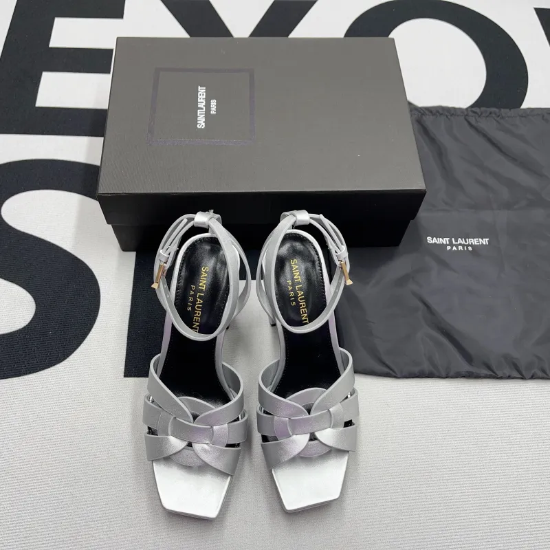 Tribute Platform Sandals(Female)