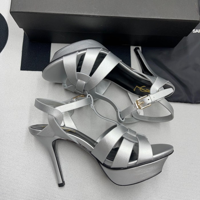 Tribute Platform Sandals(Female)