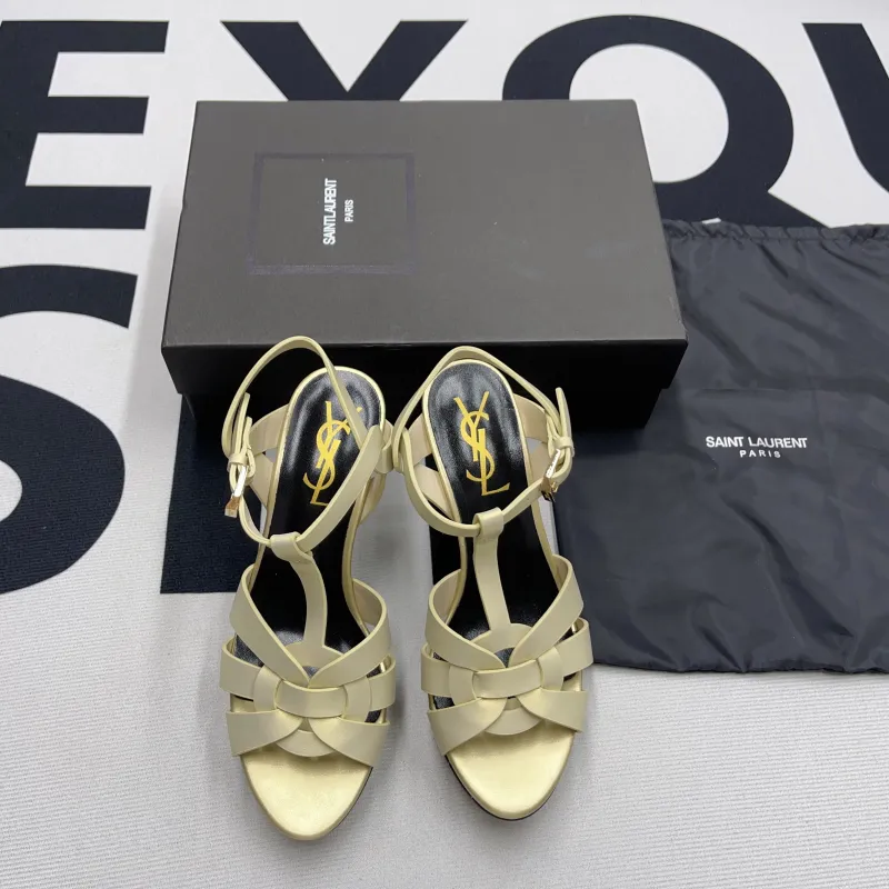 Tribute Platform Sandals(Female)
