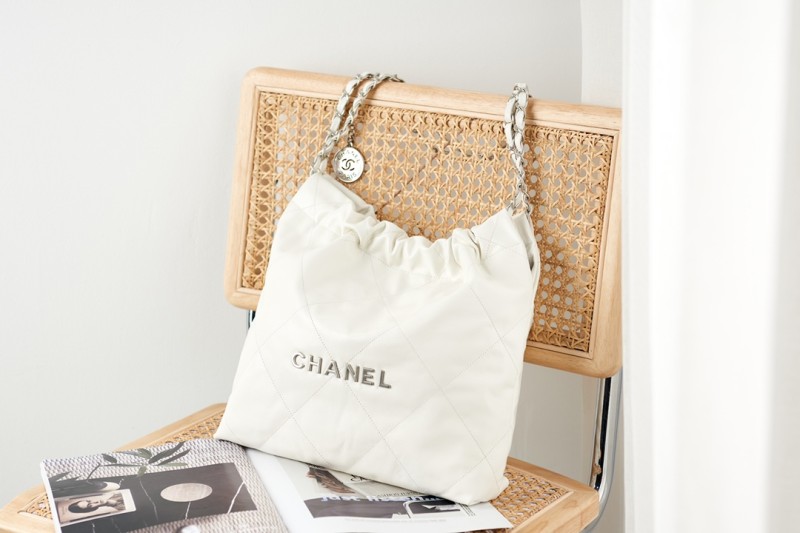 Chanel 22 Handbag(34.5*8*37cm)-008