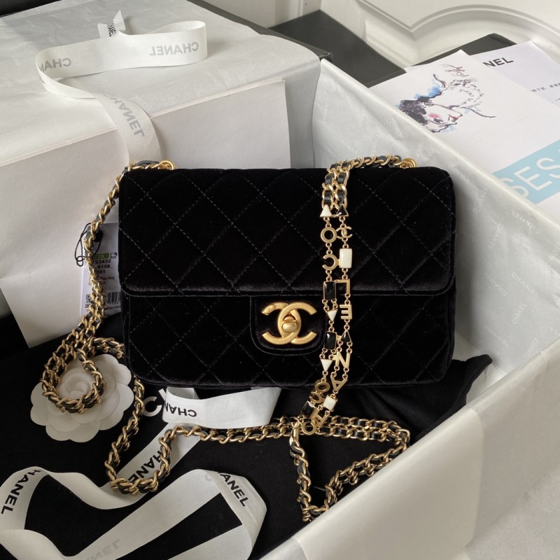 Chanel 22S CF Flap Bag(20.5*17*6.5cm)-037