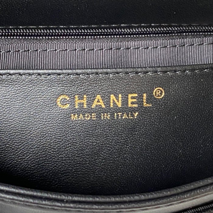 Chanel 23B CF Flap Bag(13.5*20*6.5 cm)-037