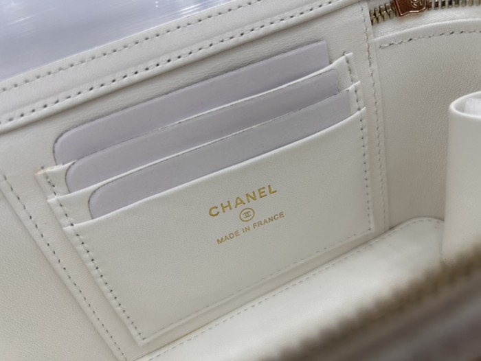 Chanel 23A Woc Box bag with Handle(17*9.5*8cm)-086