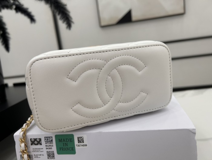 Chanel 23A Woc Box bag with Handle(17*9.5*8cm)-086