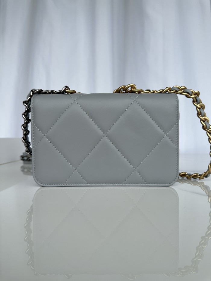 Chanel 19 Flap Bag WOC(19*11.5*7cm)-065