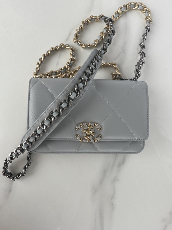 Chanel 19 Flap Bag WOC(19*11.5*7cm)-065