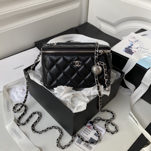 Chanel Box Bag(17*9.5*8cm)-085