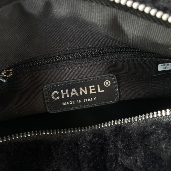 Chanel 23C Fur Bag(24*14*13cm)-017