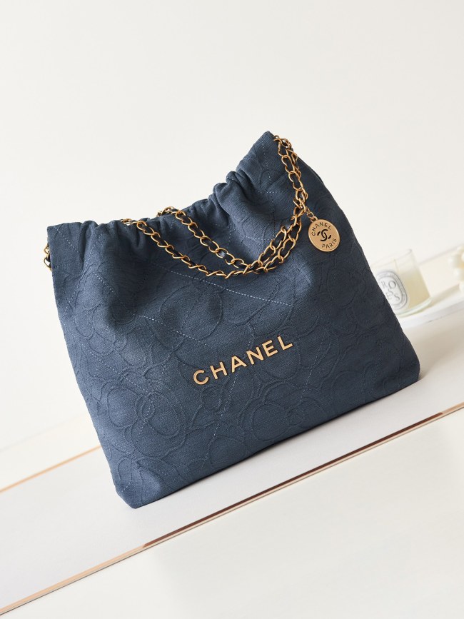 Chanel 22 Handbag 23K(42*39*8cm)-077