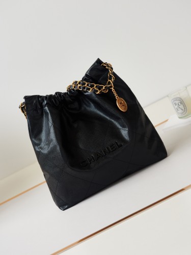 Chanel 22 Handbag(37*35*7cm)-008