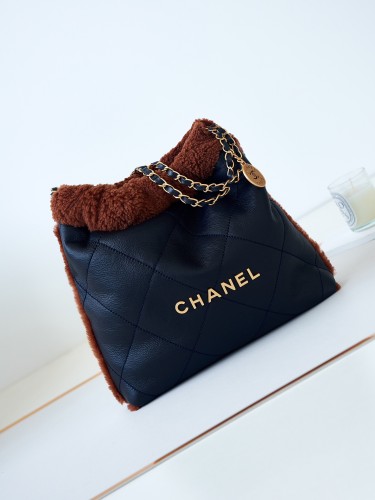 Chanel 22 Handbag(37*35*7cm)-0321