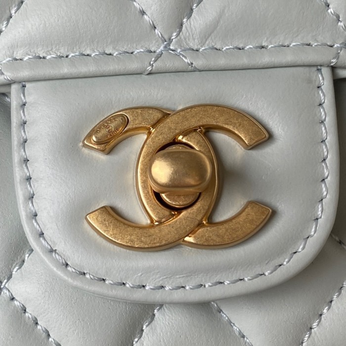 Chanel 23S Flap Bag(19*14*6cm)-087