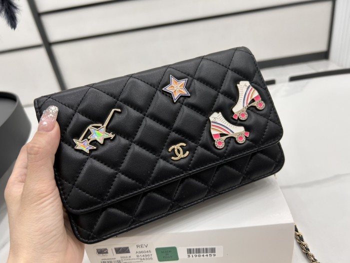 Chanel 24C WOC(19cm)-037