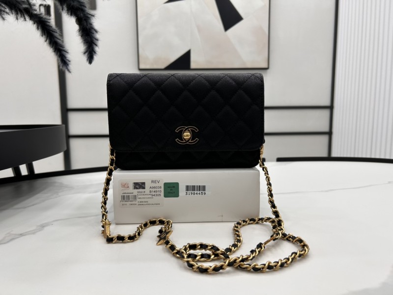 Chanel 24C WOC(19cm)-017