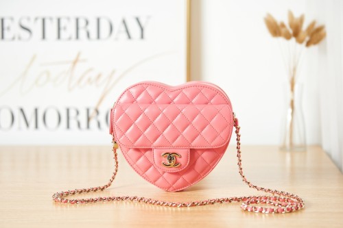 Chanel Heart Bag 22S(18*16.5*6.5cm)-036