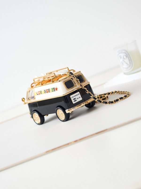 Chanel Mini Bus Limited(16*9.4*8.7cm)-0841
