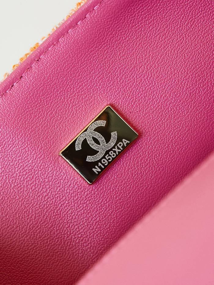 Chanel 24C Classic Flap CF(20cm)-088