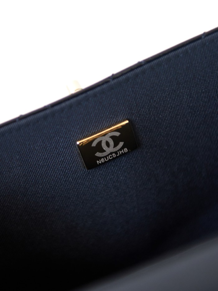 Chanel 23K Shoulder Bag with Handle(18*13*8.3cm)-037