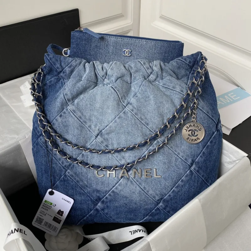 Chanel 22 Handbag(37*35*7cm)-018