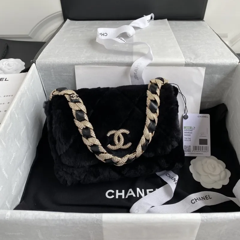 Chanel Fur Flap Bag(21.5cm)-089