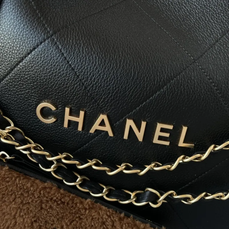 Chanel 23K 22 Handbag(34.5*8*37cm)-067