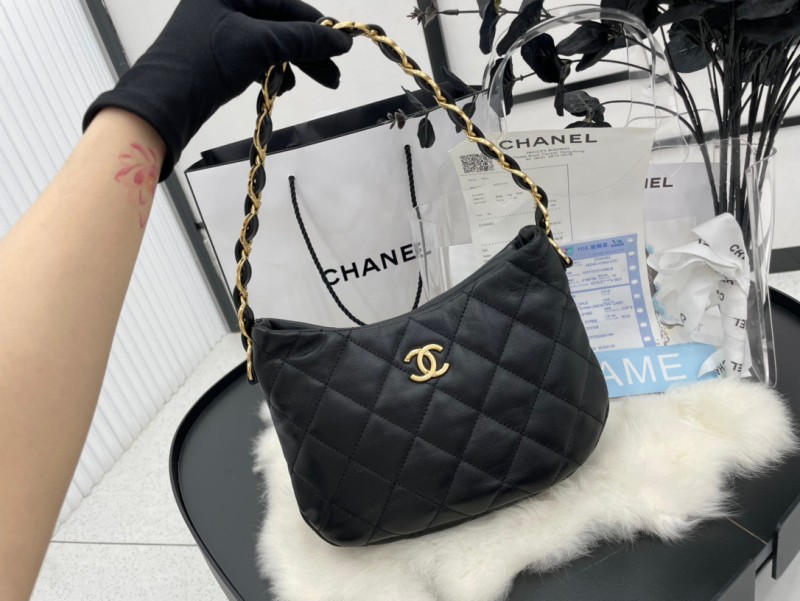 Chanel 22K Hobo Bag(24cm)-037