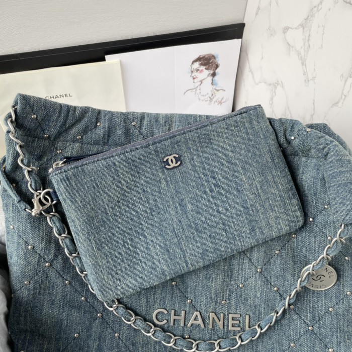 Chanel 22 Handbag(42*39*8cm)-018