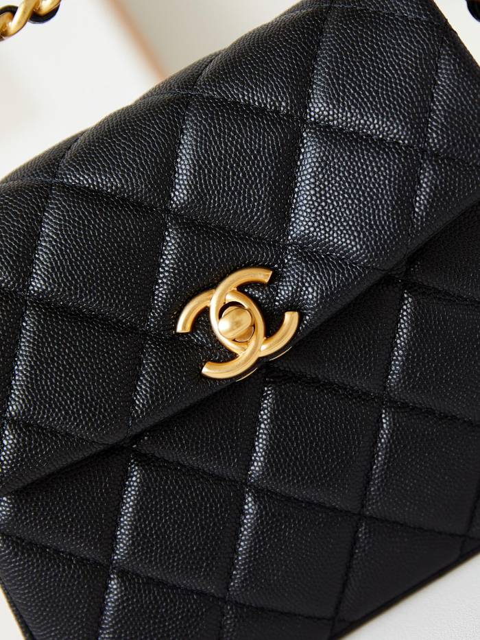 Chanel 24S Shoulder Bag with Handle(18*14*7cm)-098