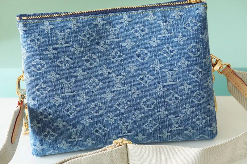 Coussin(26*20*12cm)-067