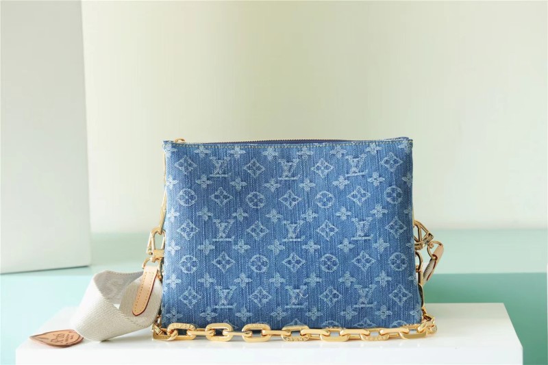 Coussin(26*20*12cm)-067