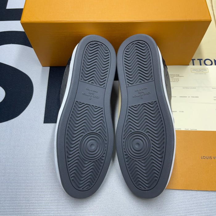 LV Resort Sneaker(Male)