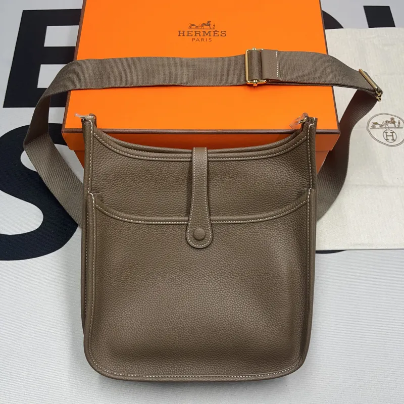 Evelyne(29*30*8cm)-0341