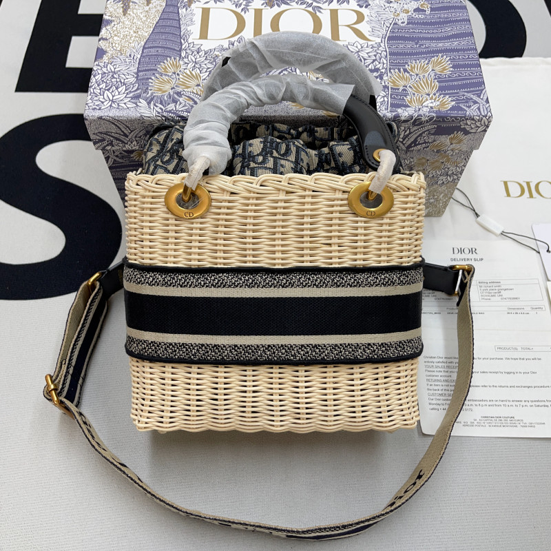 Lady Wicker(24*20*11)-008