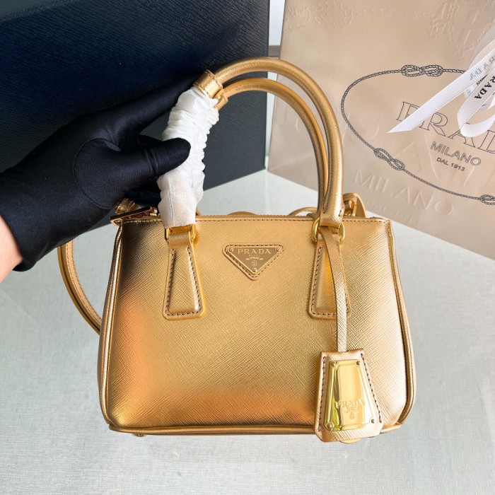 Prada Galleria Saffiano Leather Mini-Bag(20*14*9cm)-0011